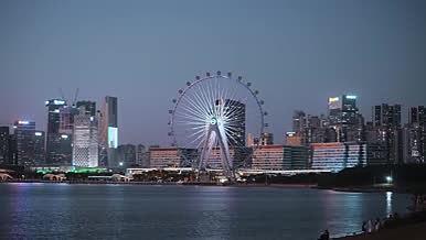 4k实拍深圳欢乐港湾摩天轮夜景视频的预览图